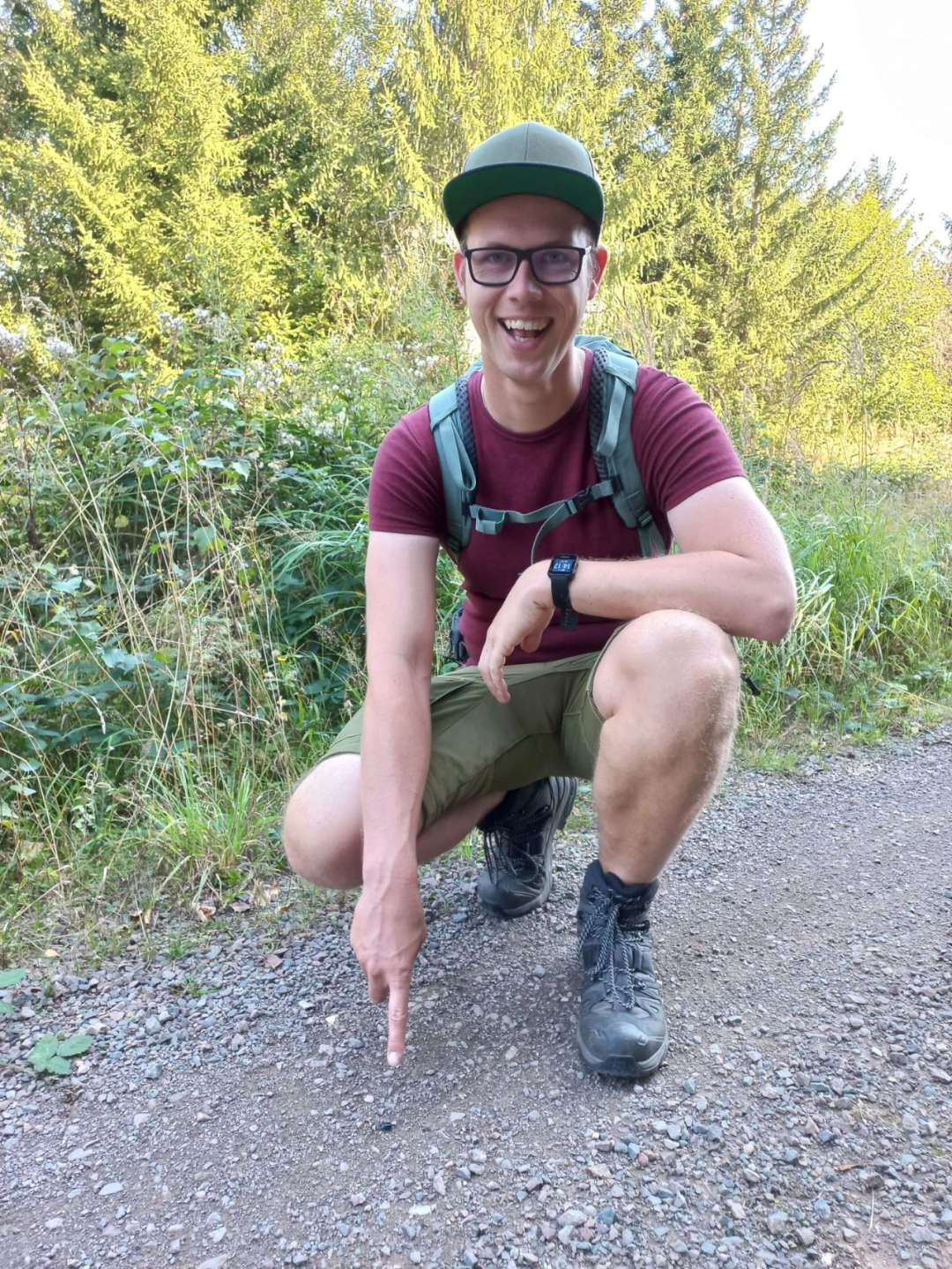 Nick Nijmeijer wandelend in de natuur